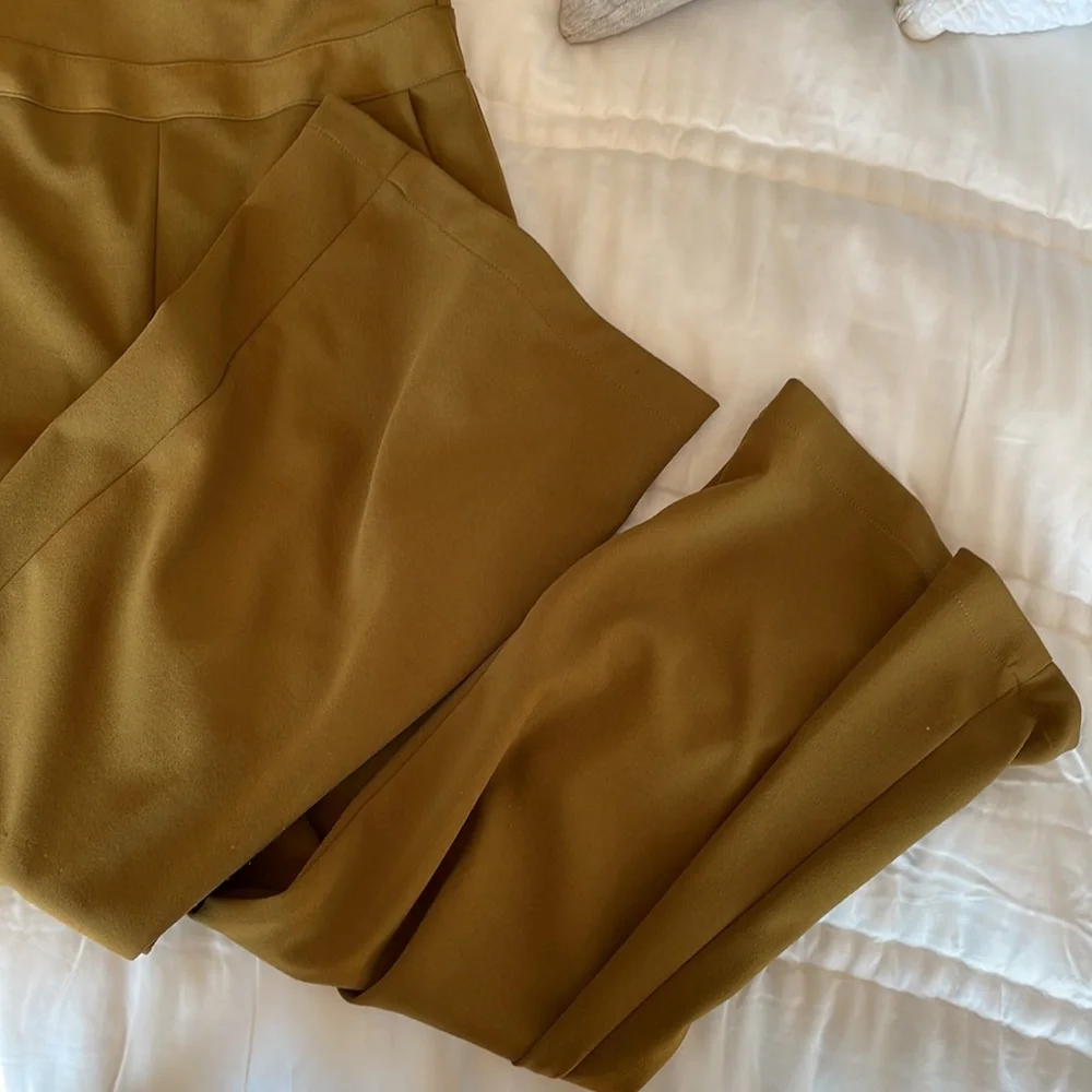 Kittenish Olive jumpsuit - Picture 3 of 4